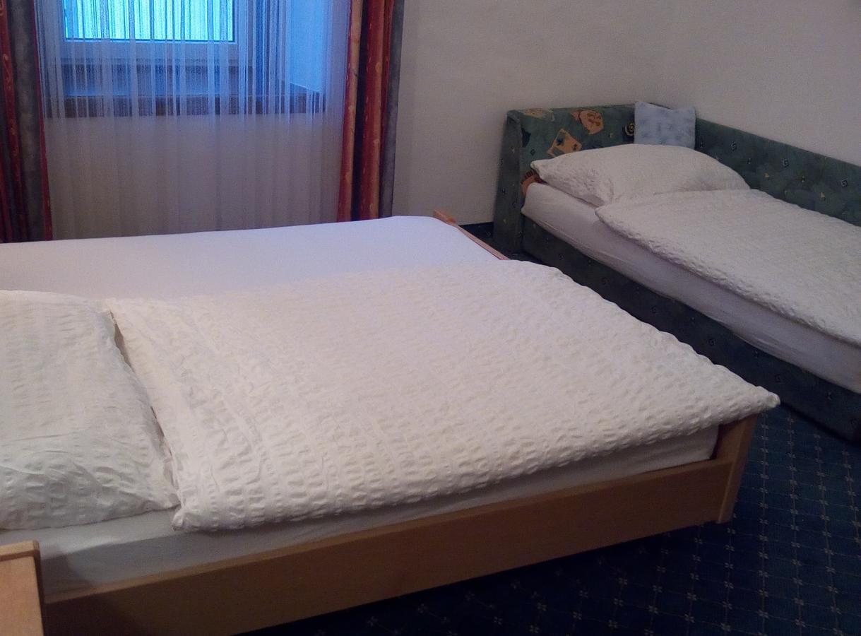 Hotel Zum Goldenen Hirschen Göstling an der Ybbs Esterno foto